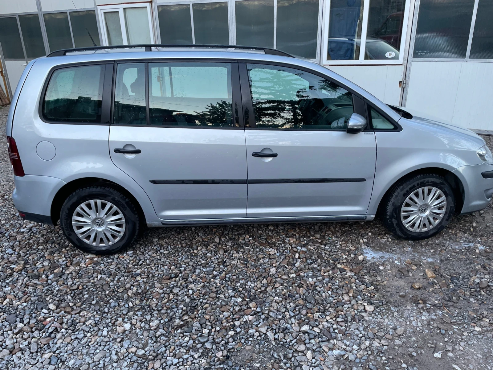 VW Touareg 1.9 TDI, снимка 8 - Автомобили и джипове - 54417354