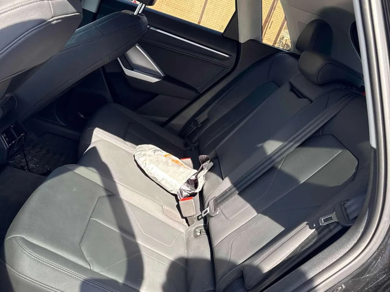 Audi Q3 * Progressiv * CARFAX * БЕЗ ПЪРВОНАЧАЛНА ВНОСКА, снимка 11 - Автомобили и джипове - 54906363