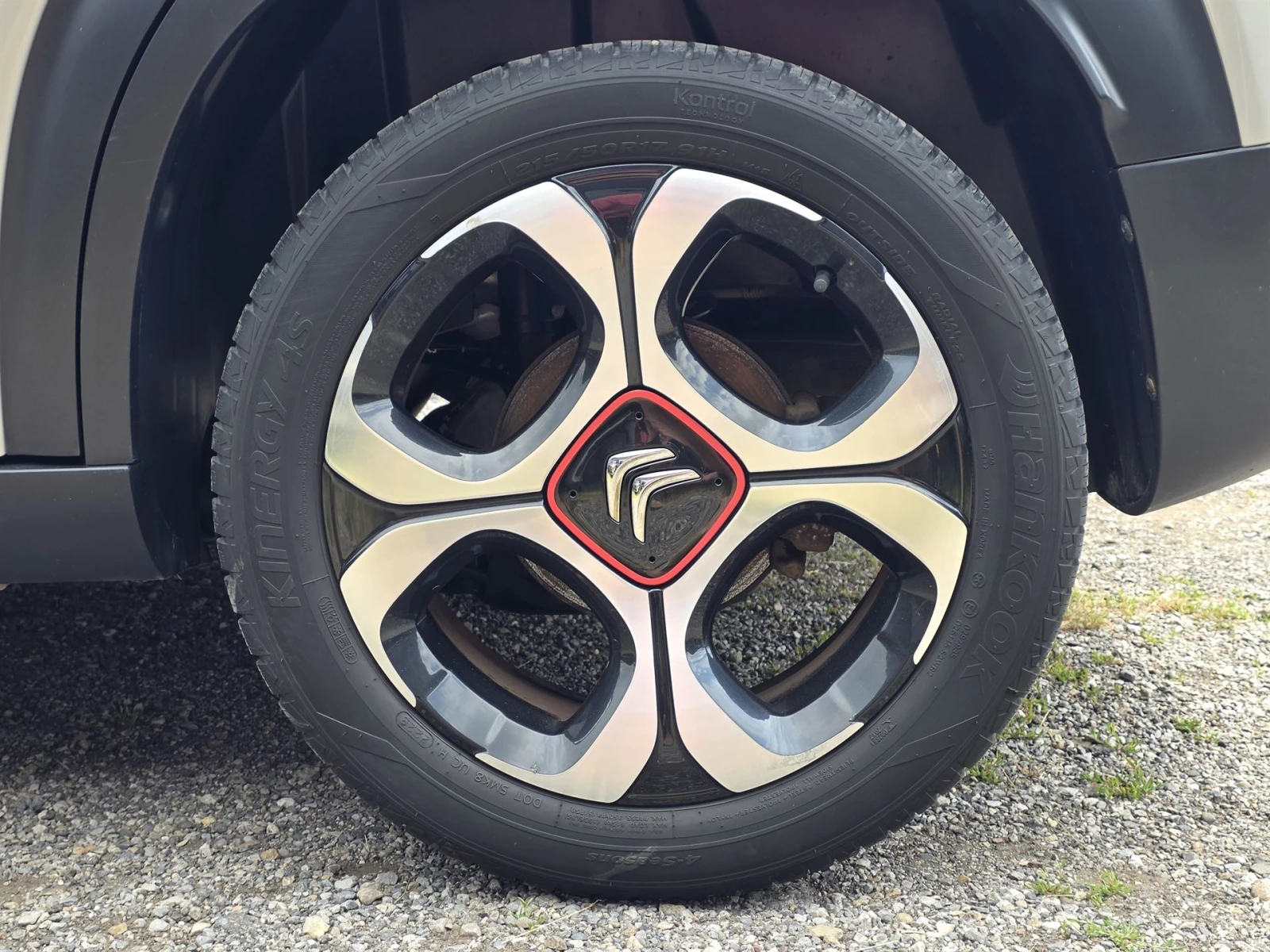 Citroen C3 Aircross 1.2 PureTech Shine Panorama, снимка 17 - Автомобили и джипове - 55055371