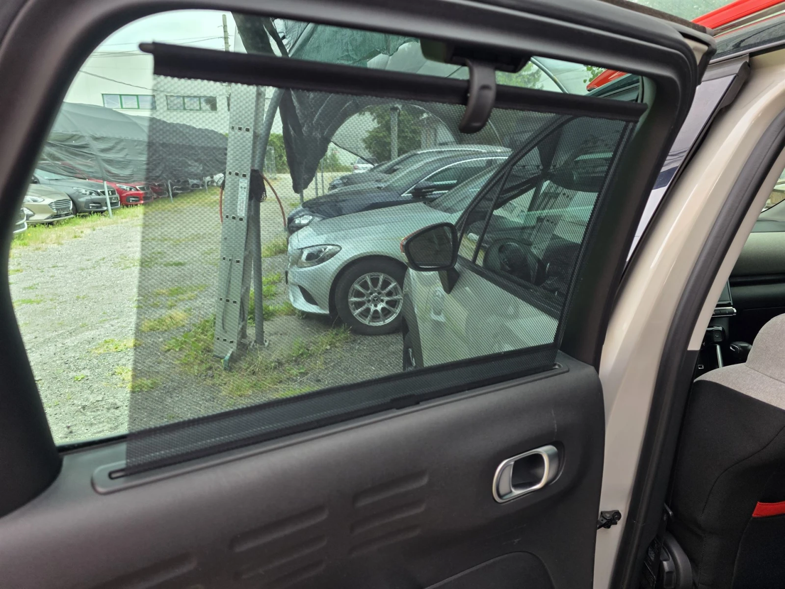 Citroen C3 Aircross 1.2 PureTech Shine Panorama, снимка 13 - Автомобили и джипове - 55055371