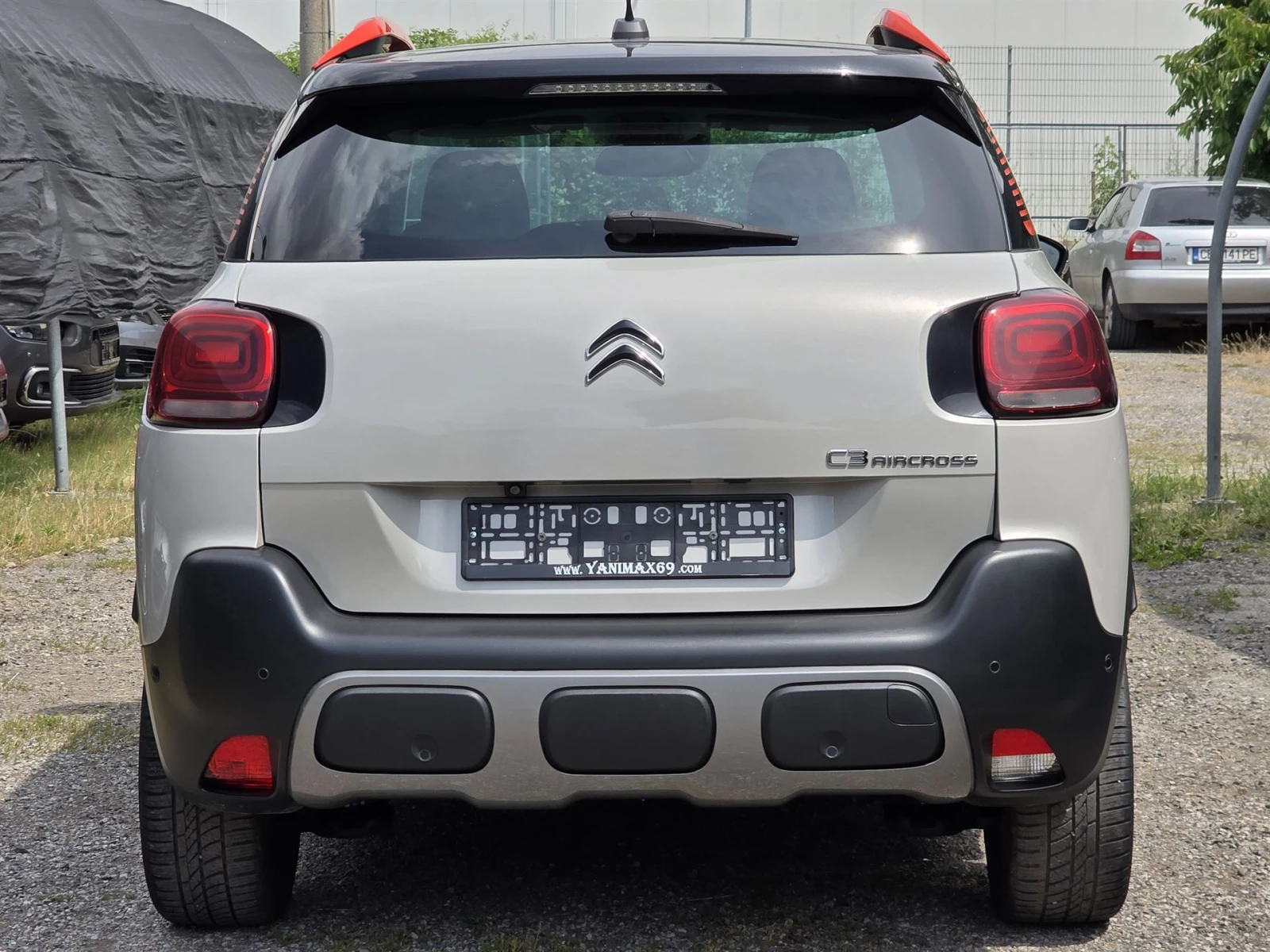 Citroen C3 Aircross 1.2 PureTech Shine Panorama, снимка 6 - Автомобили и джипове - 55055371