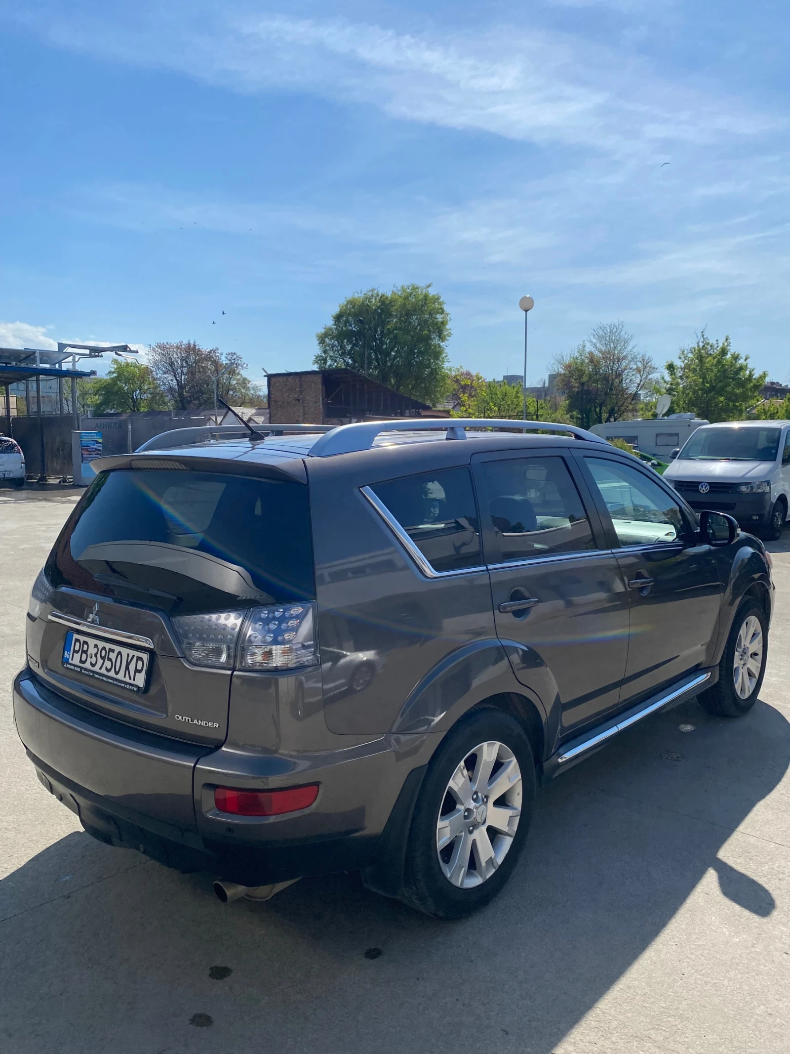 Mitsubishi Outlander, снимка 6 - Автомобили и джипове - 55083127