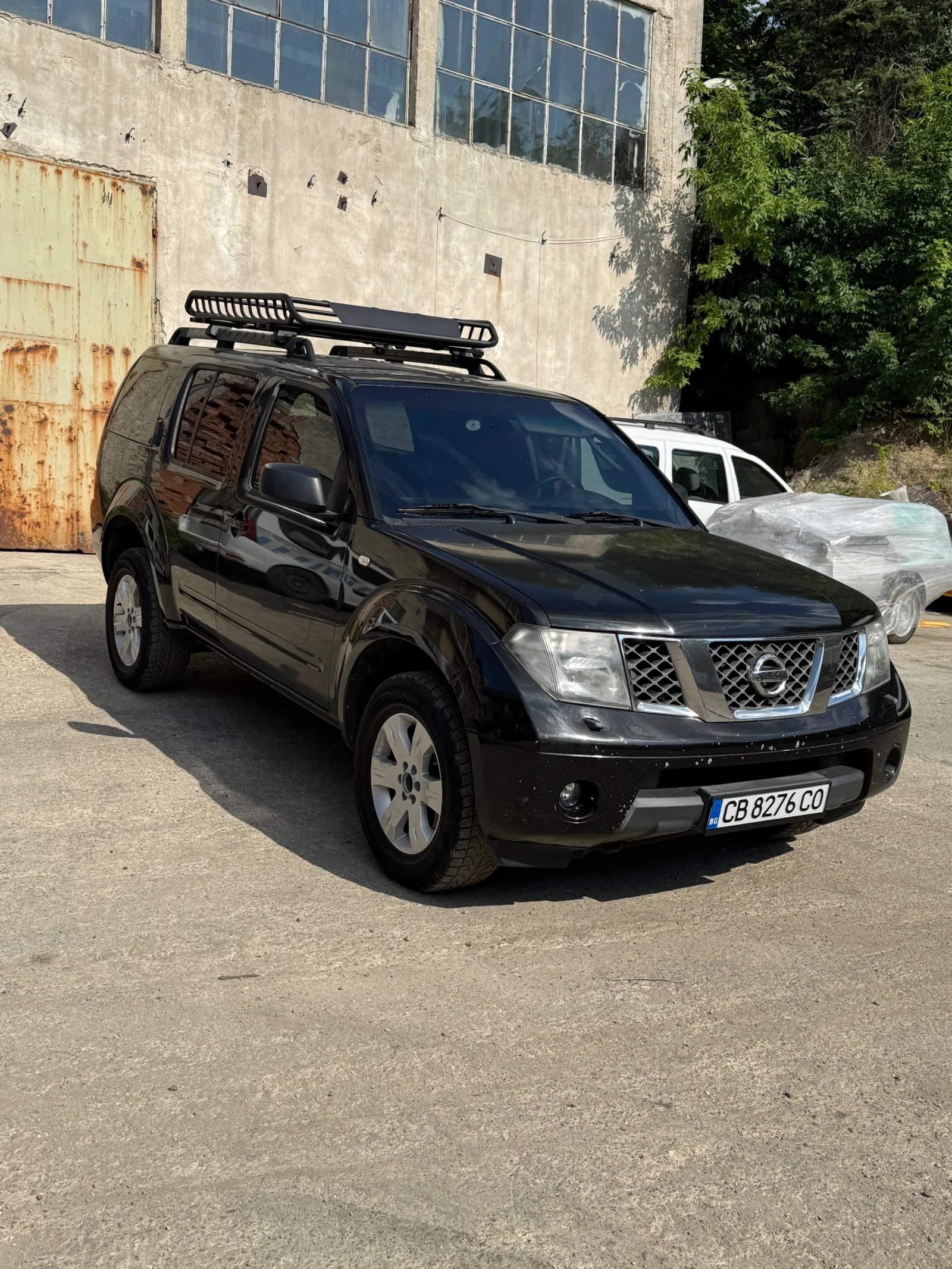 Nissan Pathfinder, снимка 2 - Автомобили и джипове - 55270627