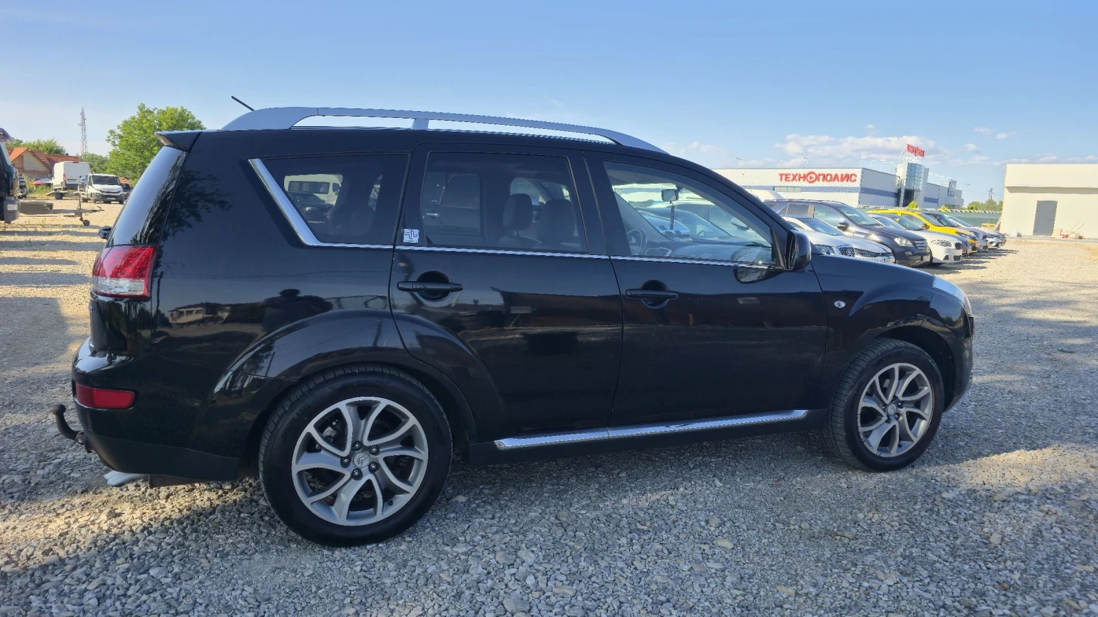 Citroen C-Crosser 2.2 HDi 4?4 седем местна, снимка 3 - Автомобили и джипове - 55385062
