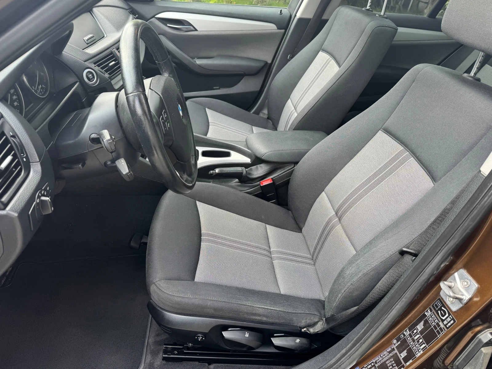 BMW X1 sDrive 18d AUTOMATIC, снимка 9 - Автомобили и джипове - 55380033