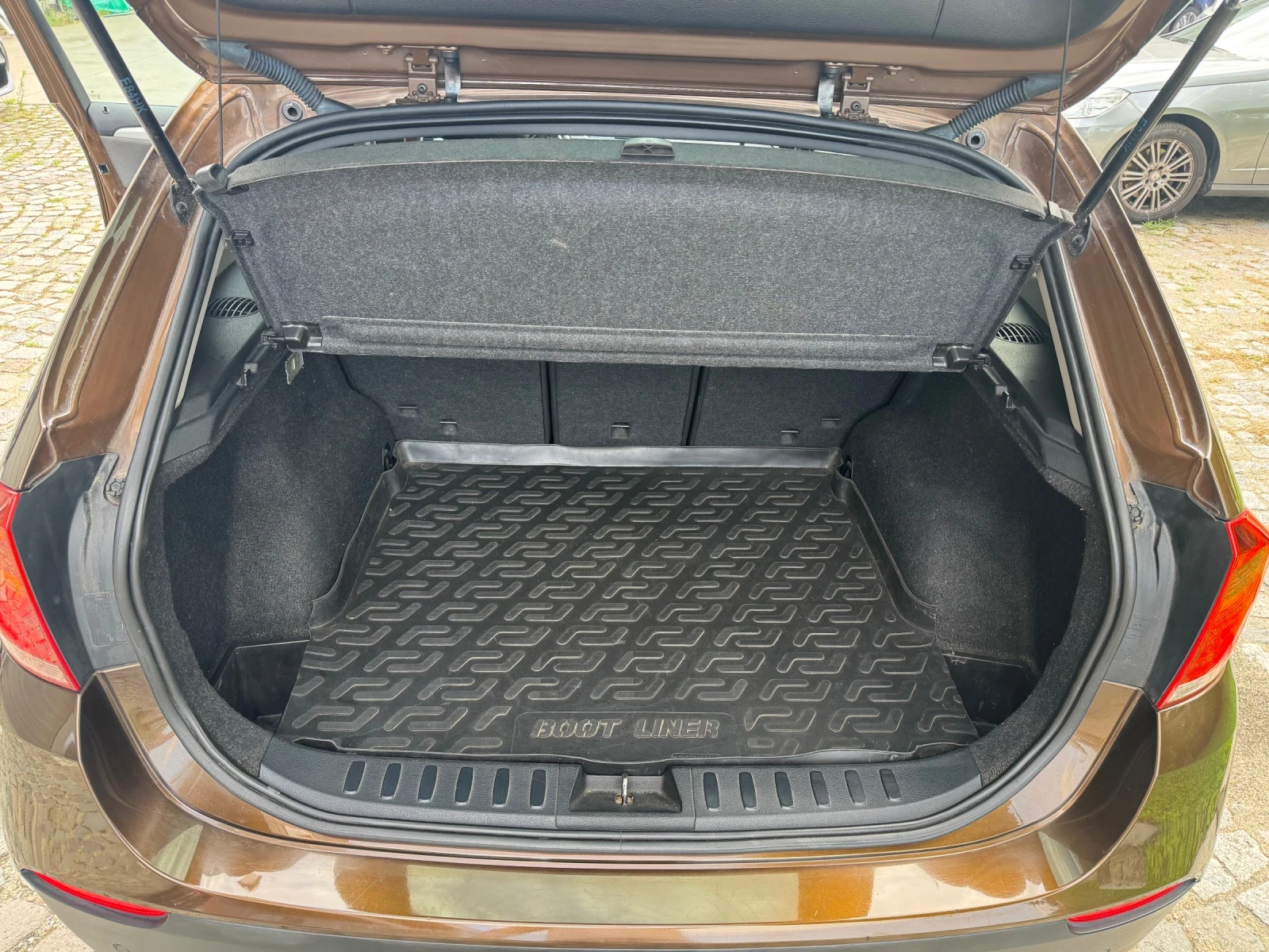 BMW X1 sDrive 18d AUTOMATIC, снимка 12 - Автомобили и джипове - 55380033