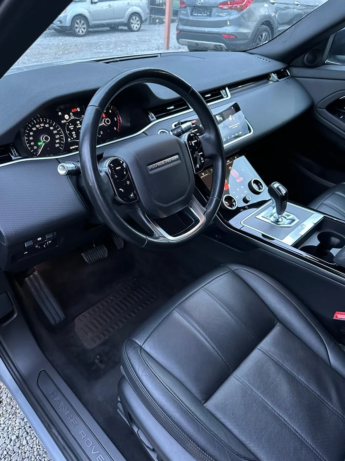 Land Rover Evoque, снимка 8 - Автомобили и джипове - 55383198