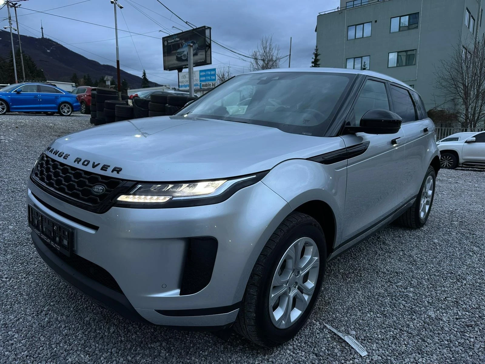 Land Rover Evoque, снимка 3 - Автомобили и джипове - 55383198