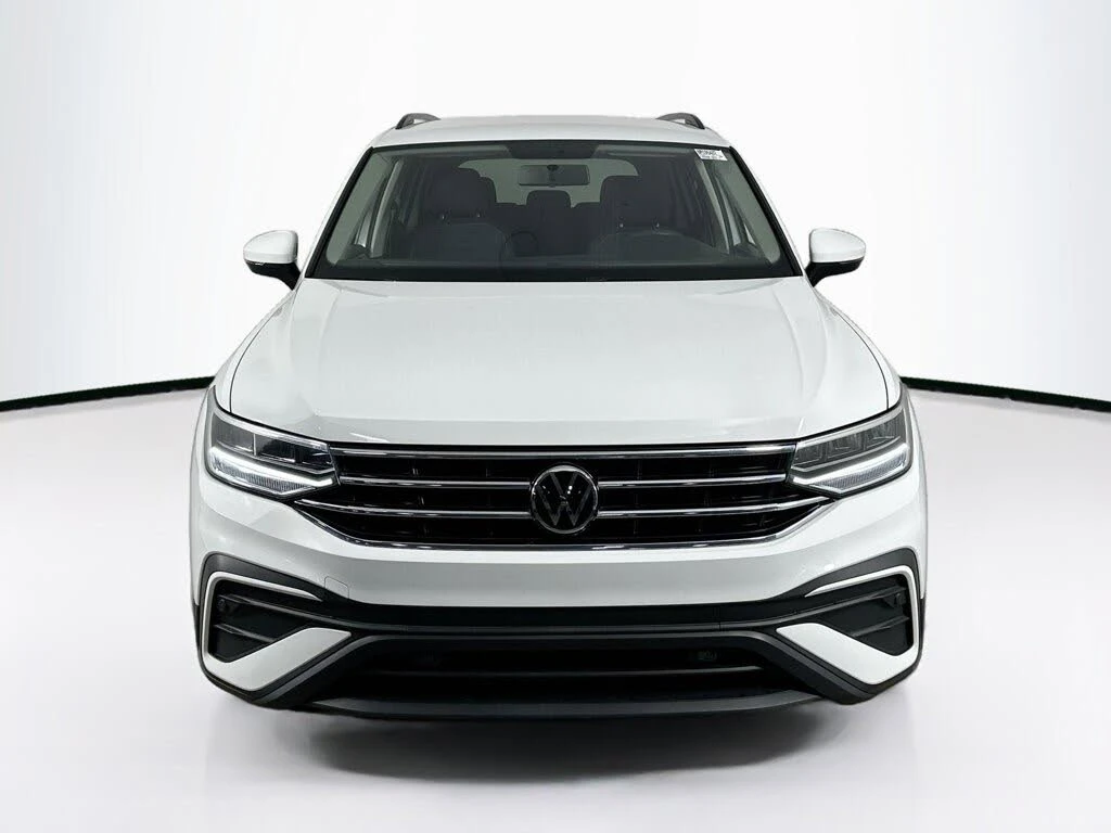 VW Tiguan 2.0 Allspace 4motion Сервизна история, снимка 3 - Автомобили и джипове - 55565707