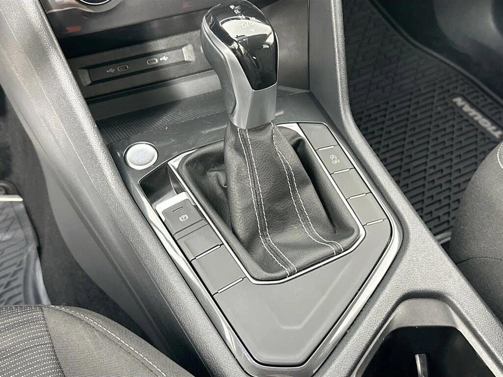 VW Tiguan 2.0 Allspace 4motion Сервизна история, снимка 13 - Автомобили и джипове - 55565707