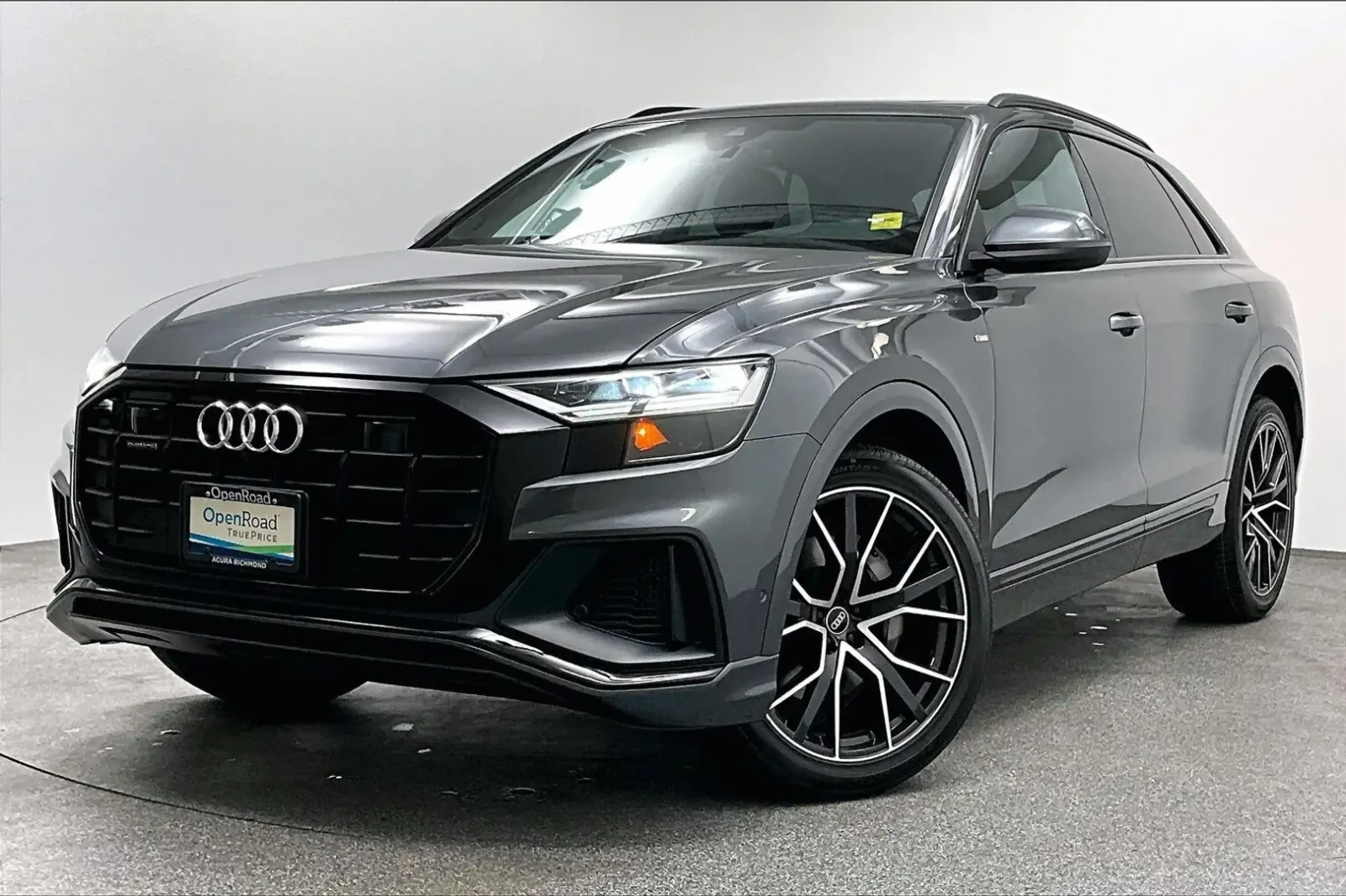 Audi Q8 55TFSI* MATRIX* S* LINE* ОБДУХВАНЕ* BANG* OLUFSEN*