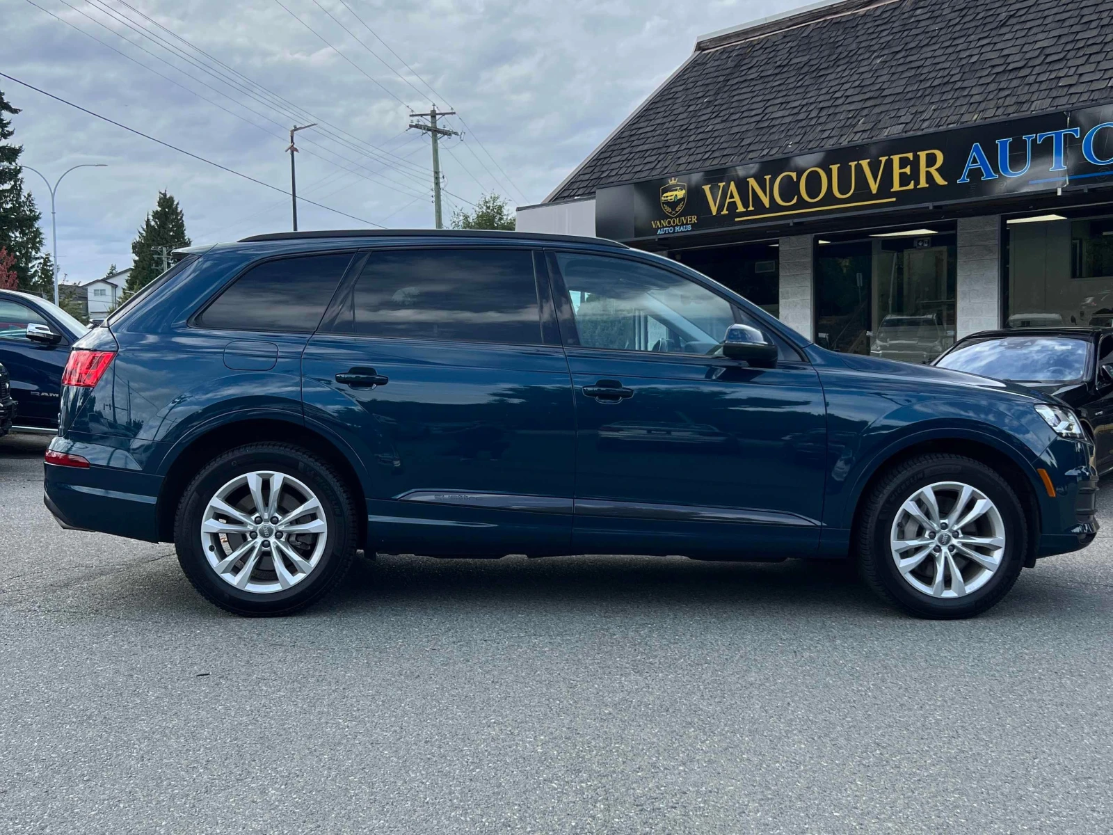 Audi Q7  / 360 /  ОБДУХВАНЕ / CARFAX / АВТОКРЕДИТ, снимка 3 - Автомобили и джипове - 55884172