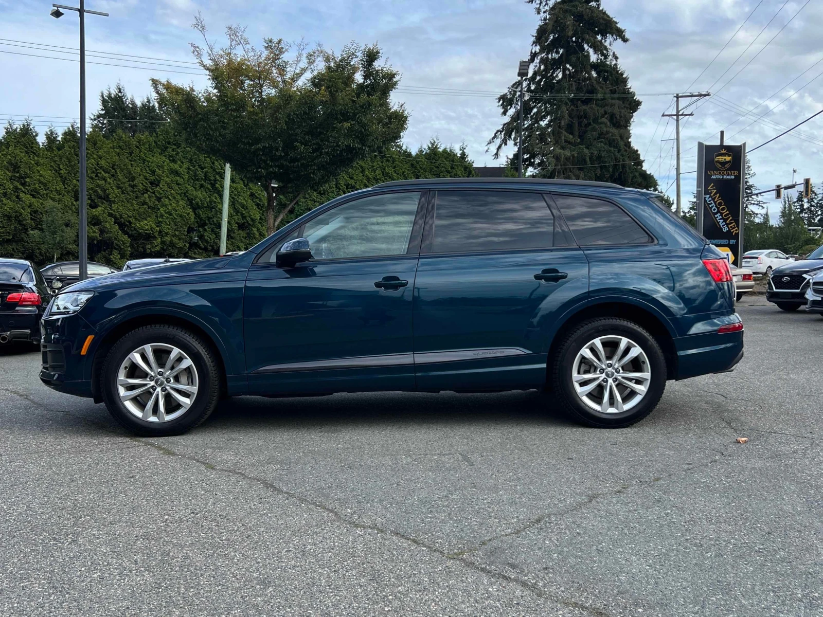 Audi Q7  / 360 /  ОБДУХВАНЕ / CARFAX / АВТОКРЕДИТ, снимка 2 - Автомобили и джипове - 55884172