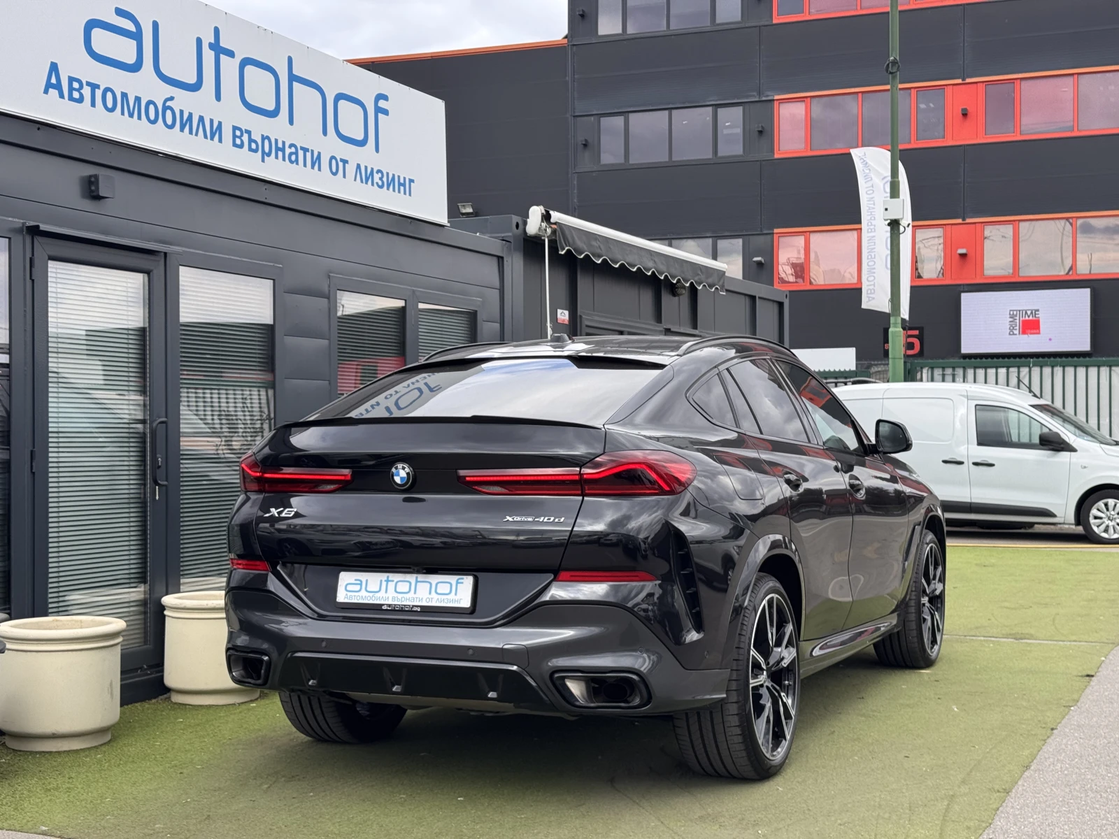 BMW X6 M Sport Pro/40d/340k.c./8AT/ГОТОВ ЛИЗИНГ, снимка 4 - Автомобили и джипове - 56273551
