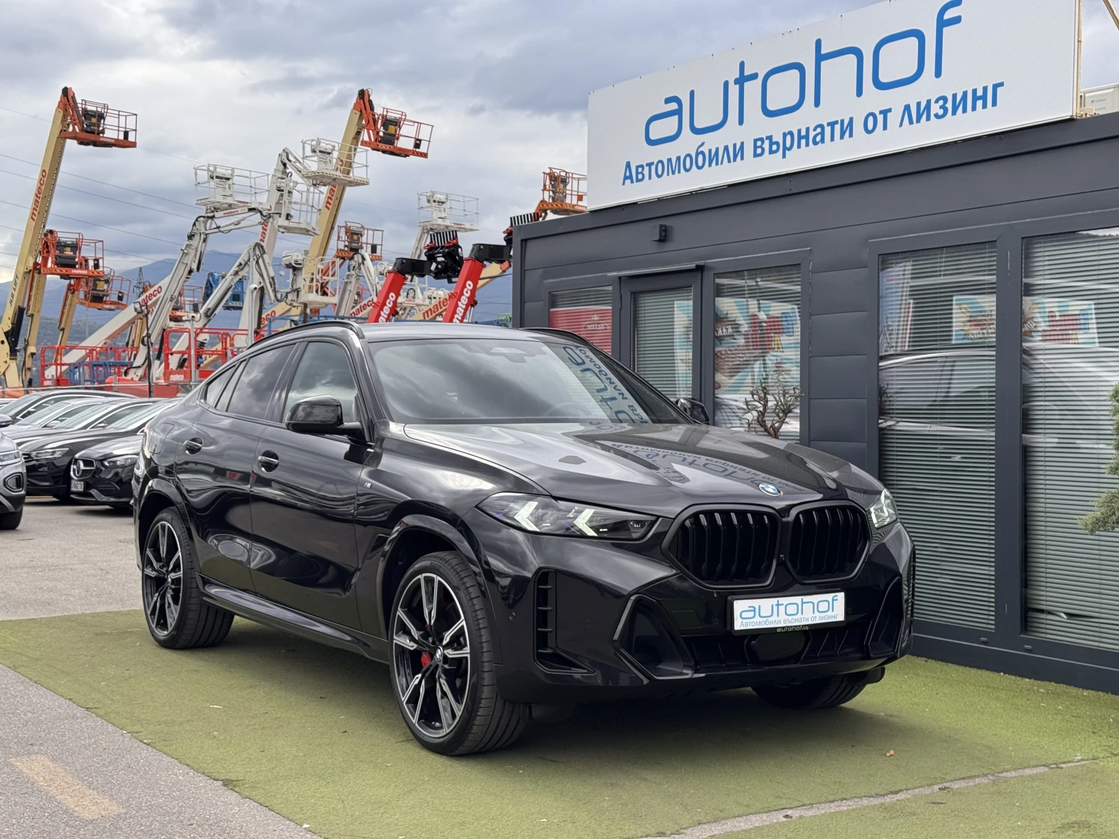 BMW X6 M Sport Pro/40d/340k.c./8AT/ГОТОВ ЛИЗИНГ, снимка 6 - Автомобили и джипове - 56273551