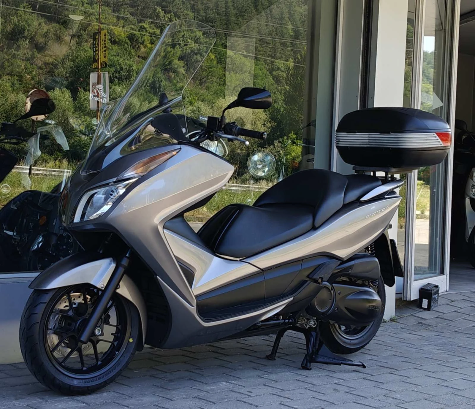 Honda Forza 300i ABS - изображение 8