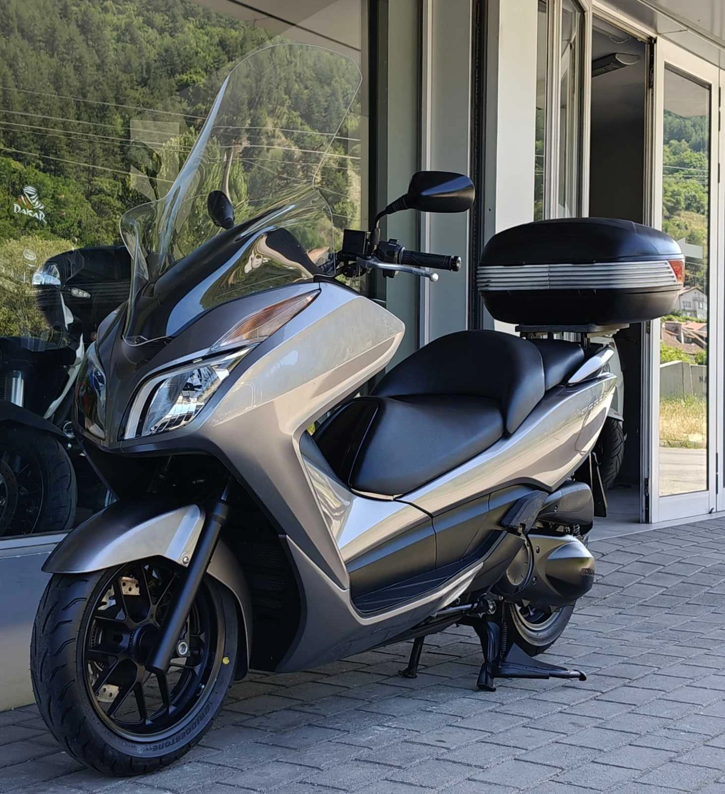Honda Forza 300i ABS - изображение 4
