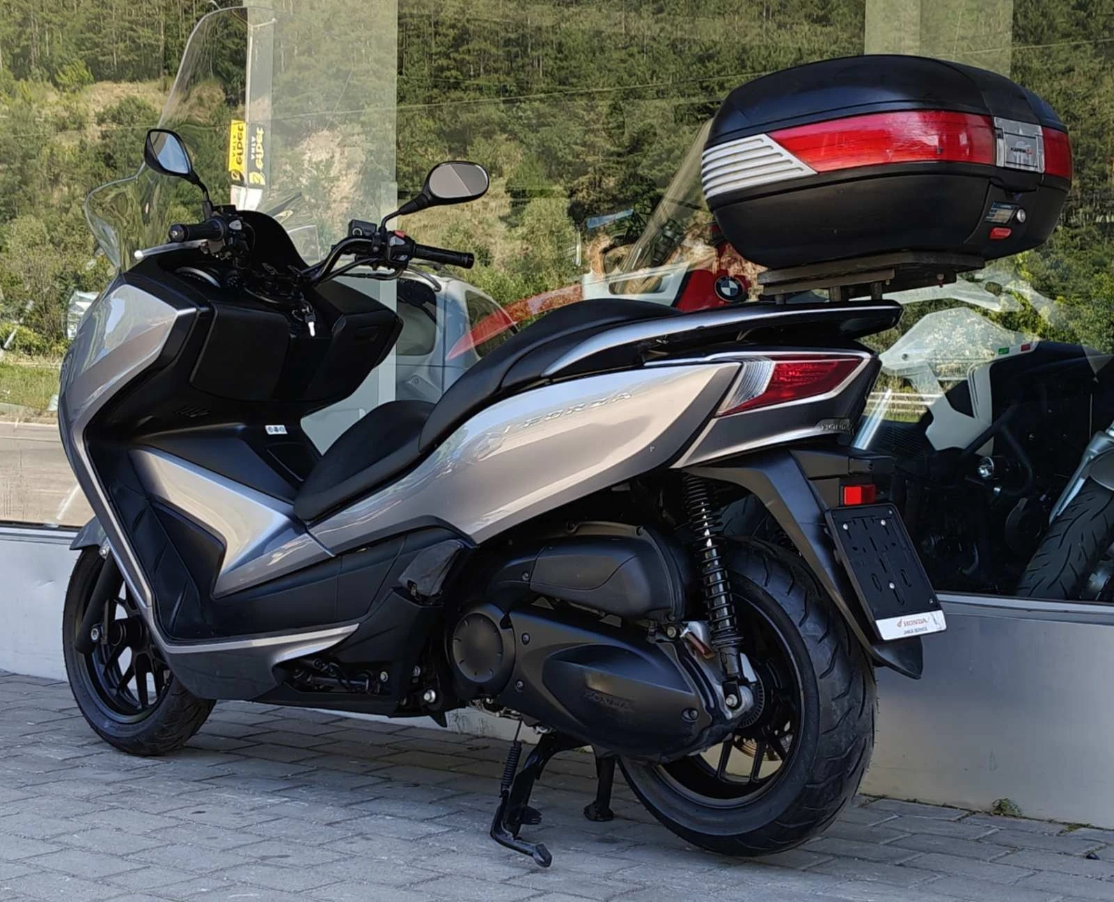 Honda Forza 300i ABS - изображение 10