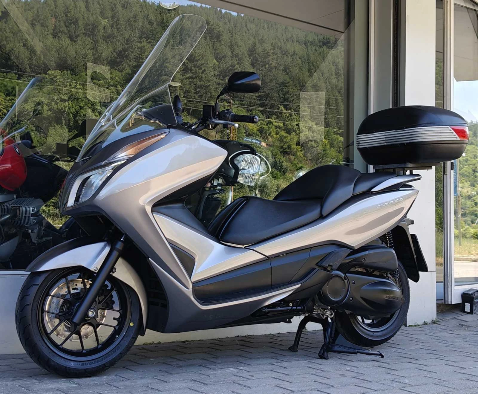 Honda Forza 300i ABS - изображение 2