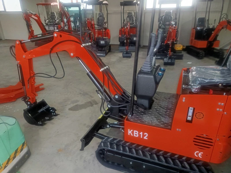 Багер Kobelco Нов със чупеща стрела, снимка 4 - Индустриална техника - 52223942