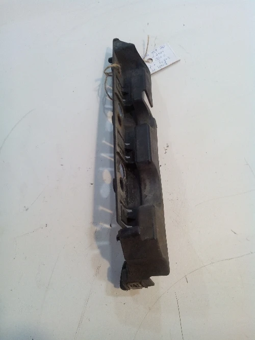 Преден ляв водач броня за Пежо 407 2.0HDI