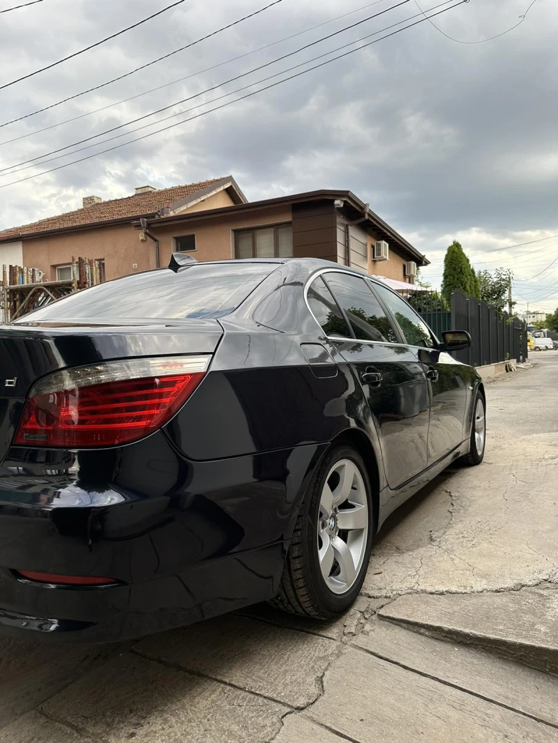 BMW 520, снимка 1 - Автомобили и джипове - 47657154