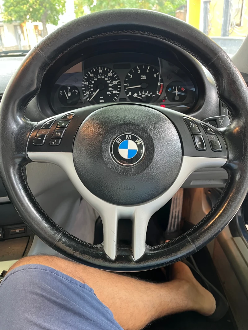 BMW 320, снимка 12 - Автомобили и джипове - 47016556