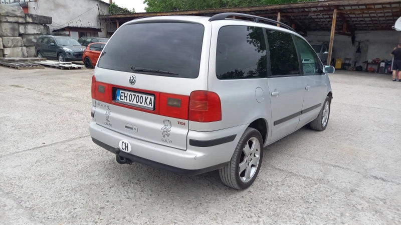 VW Sharan 1.9TDI 131к.с. 7местен, снимка 7 - Автомобили и джипове - 47538680