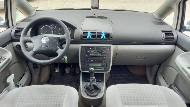 VW Sharan 1.9TDI 131к.с. 7местен, снимка 11 - Автомобили и джипове - 47538680