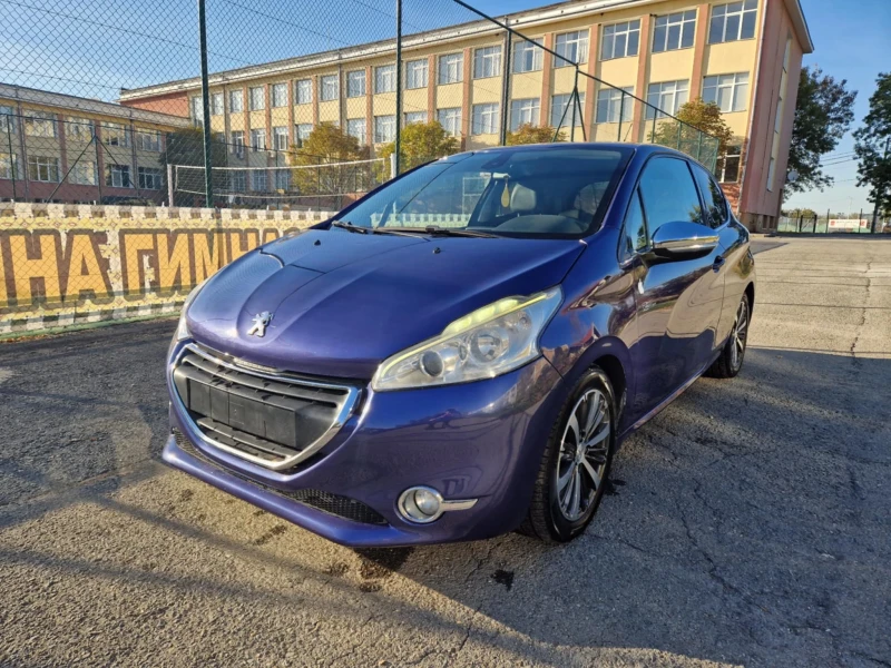 Peugeot 208 1.6 Hdi, снимка 3 - Автомобили и джипове - 47821572