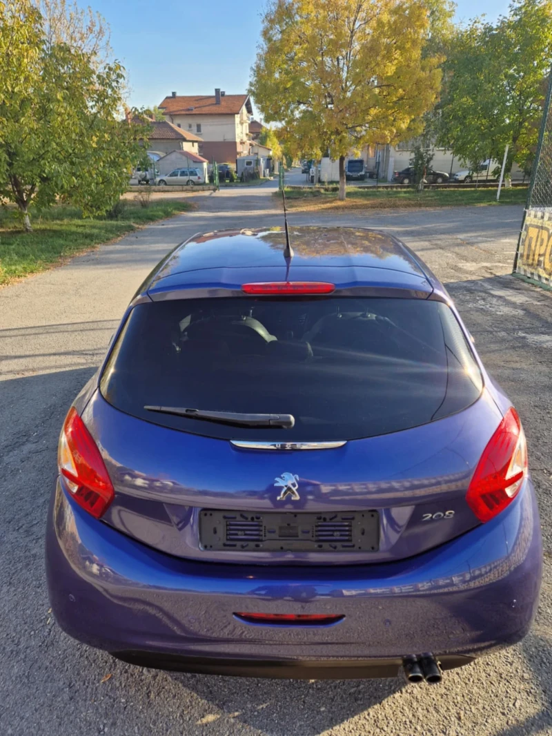 Peugeot 208 1.6 Hdi, снимка 6 - Автомобили и джипове - 47821572