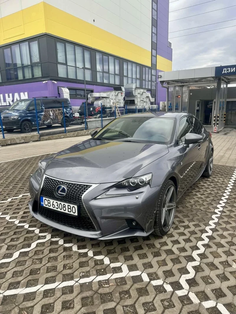 Lexus IS 300h F Sport, снимка 2 - Автомобили и джипове - 48800257