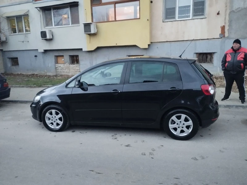 VW Golf Plus 1.6, снимка 3 - Автомобили и джипове - 48976034