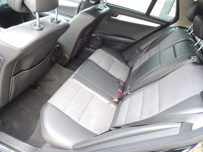 Mercedes-Benz C 200 2.2CDI_AVANTGARDE_Автоматик_* , снимка 10 - Автомобили и джипове - 51912543