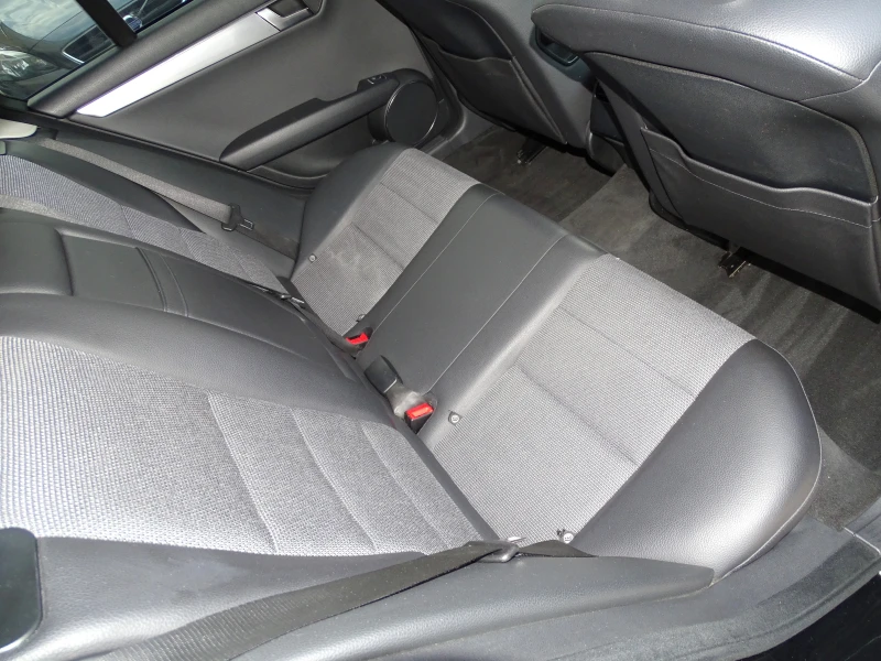 Mercedes-Benz C 200 2.2CDI_AVANTGARDE_Автоматик_* , снимка 11 - Автомобили и джипове - 51912543