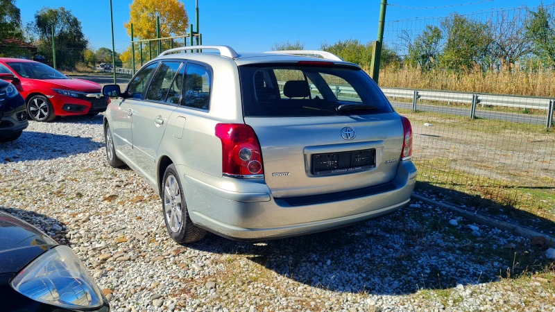 Toyota Avensis 1.8i VVT-I FACELIFT, снимка 3 - Автомобили и джипове - 52223634