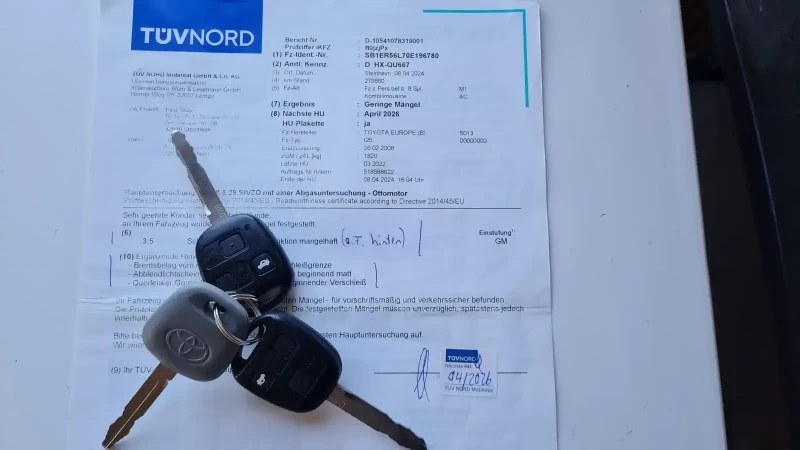 Toyota Avensis 1.8i VVT-I FACELIFT, снимка 17 - Автомобили и джипове - 52223634