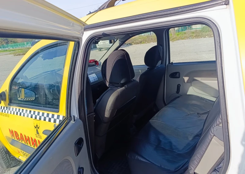 Dacia Logan 1.5 dci, снимка 4 - Автомобили и джипове - 52921924