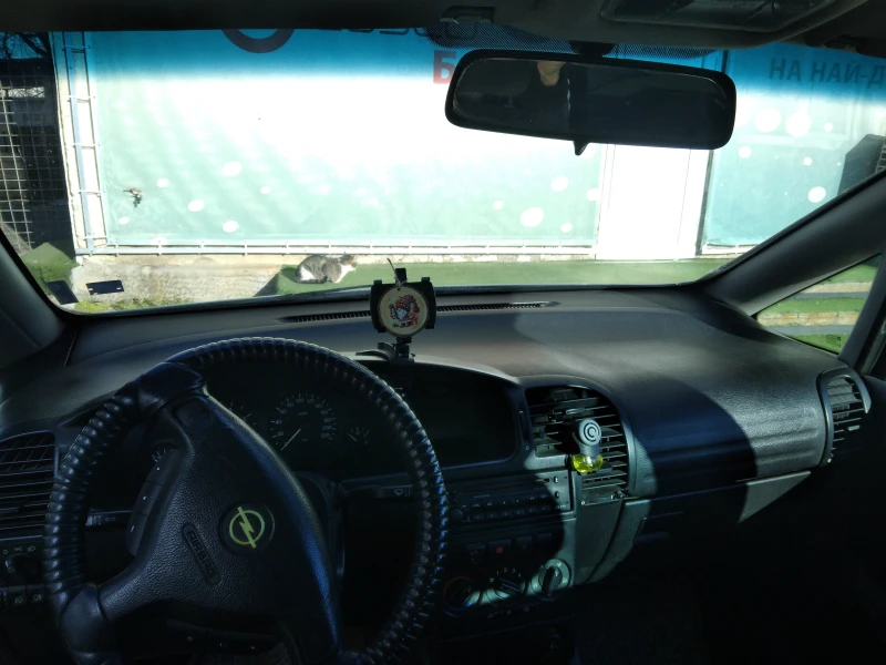 Opel Zafira, снимка 7 - Автомобили и джипове - 52970159