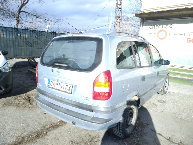 Opel Zafira, снимка 4 - Автомобили и джипове - 52970159