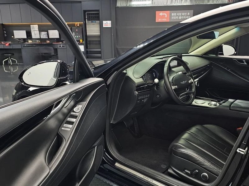 Genesis G80 3.5 Automatic, снимка 5 - Автомобили и джипове - 55599034