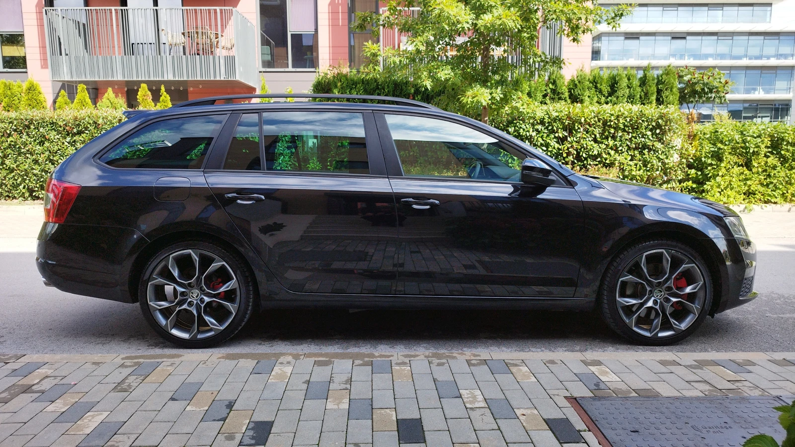 Skoda Octavia 2.0TDI#FULL#VRS#DSTR#DSG#KEYLESS#PANORAMA# - изображение 6