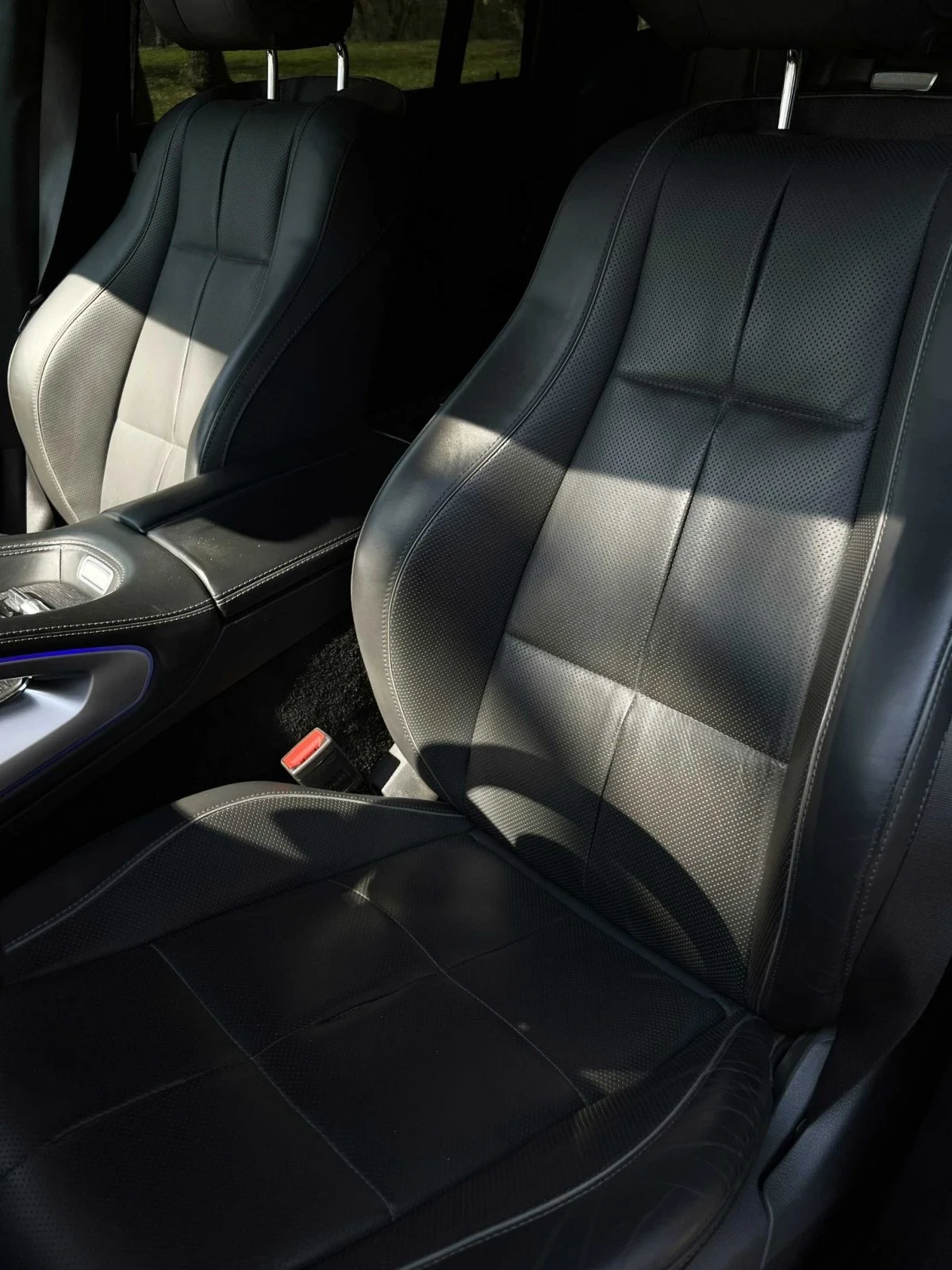 Mercedes-Benz GLS580 AMG, снимка 11 - Автомобили и джипове - 53480265