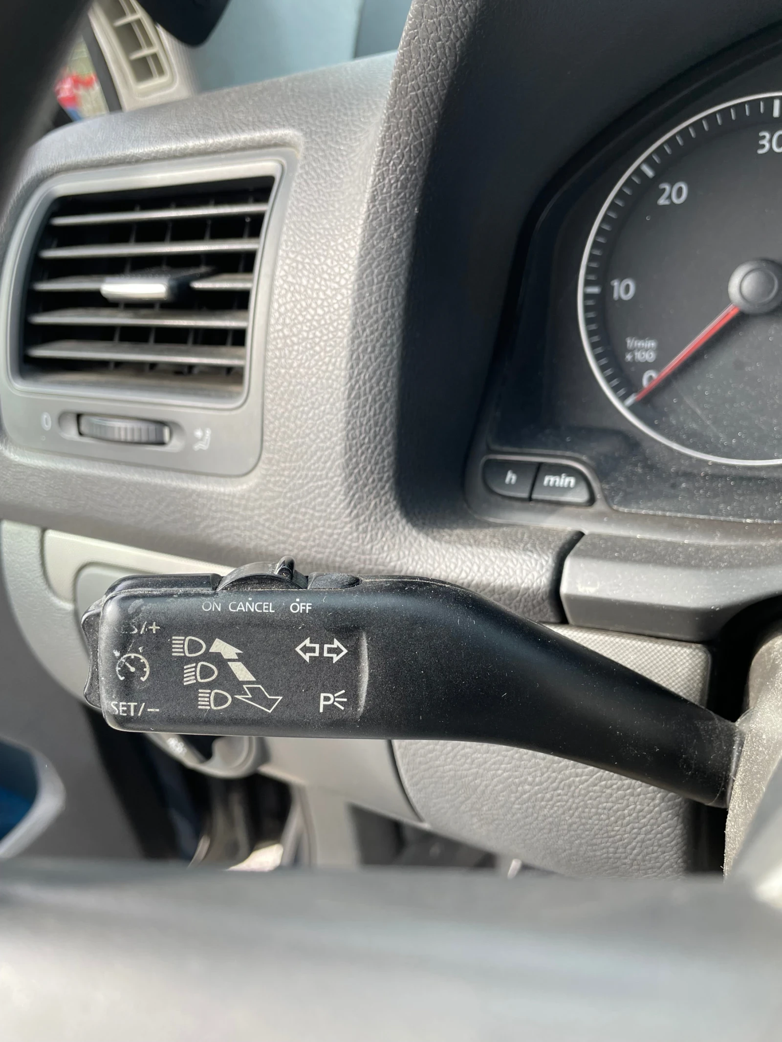 VW Golf 1, 9 TDI - изображение 9
