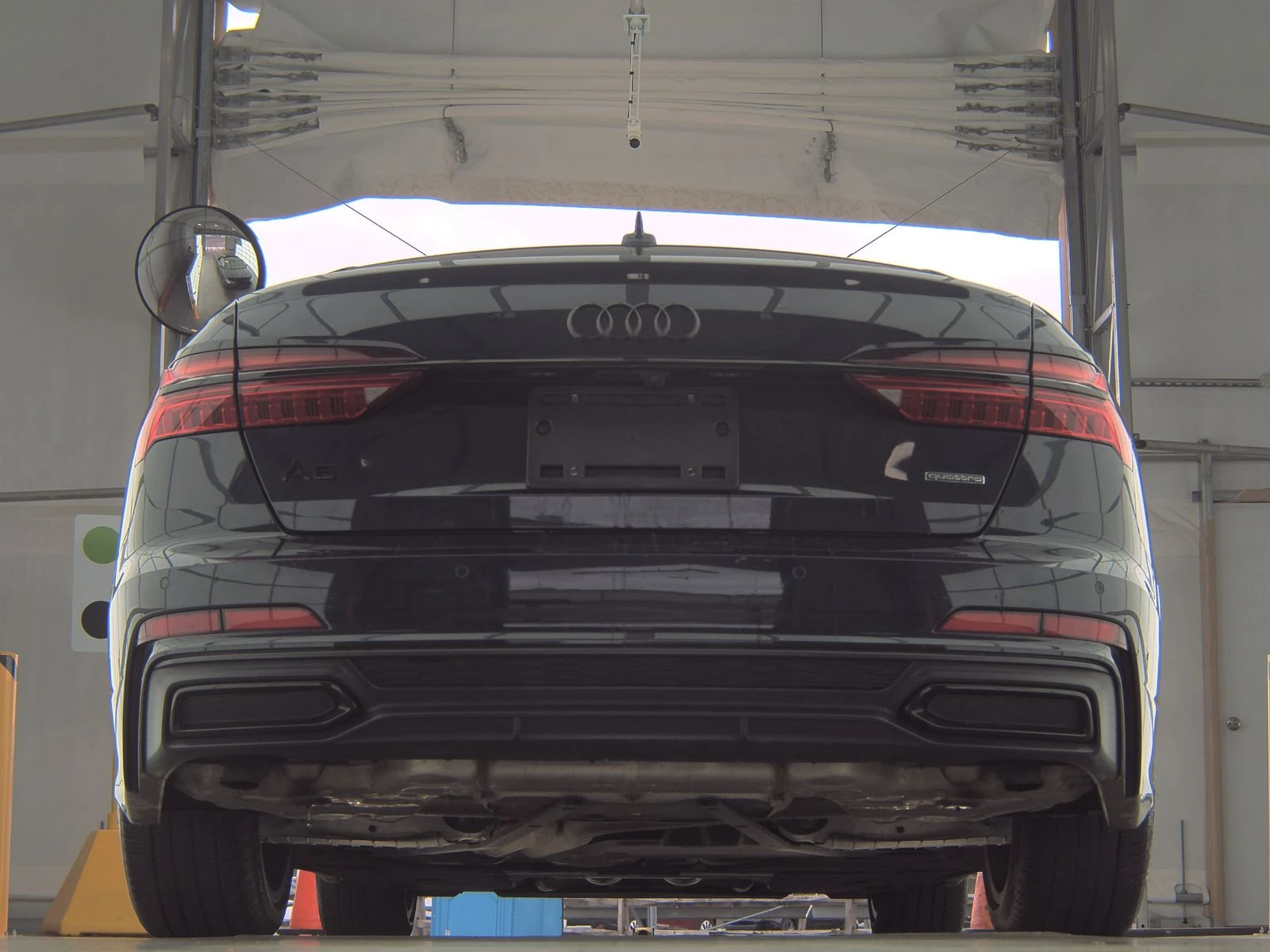 Audi A6 Premium Sedan 55 TFSI - изображение 7