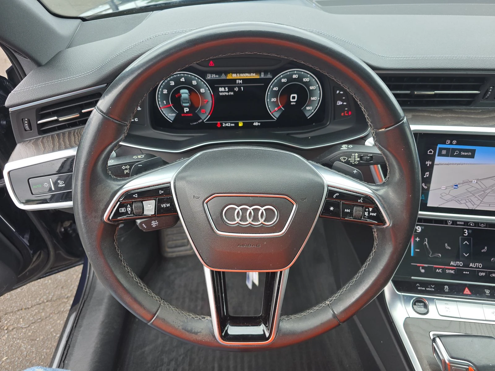 Audi A6 Premium Sedan 55 TFSI - изображение 8