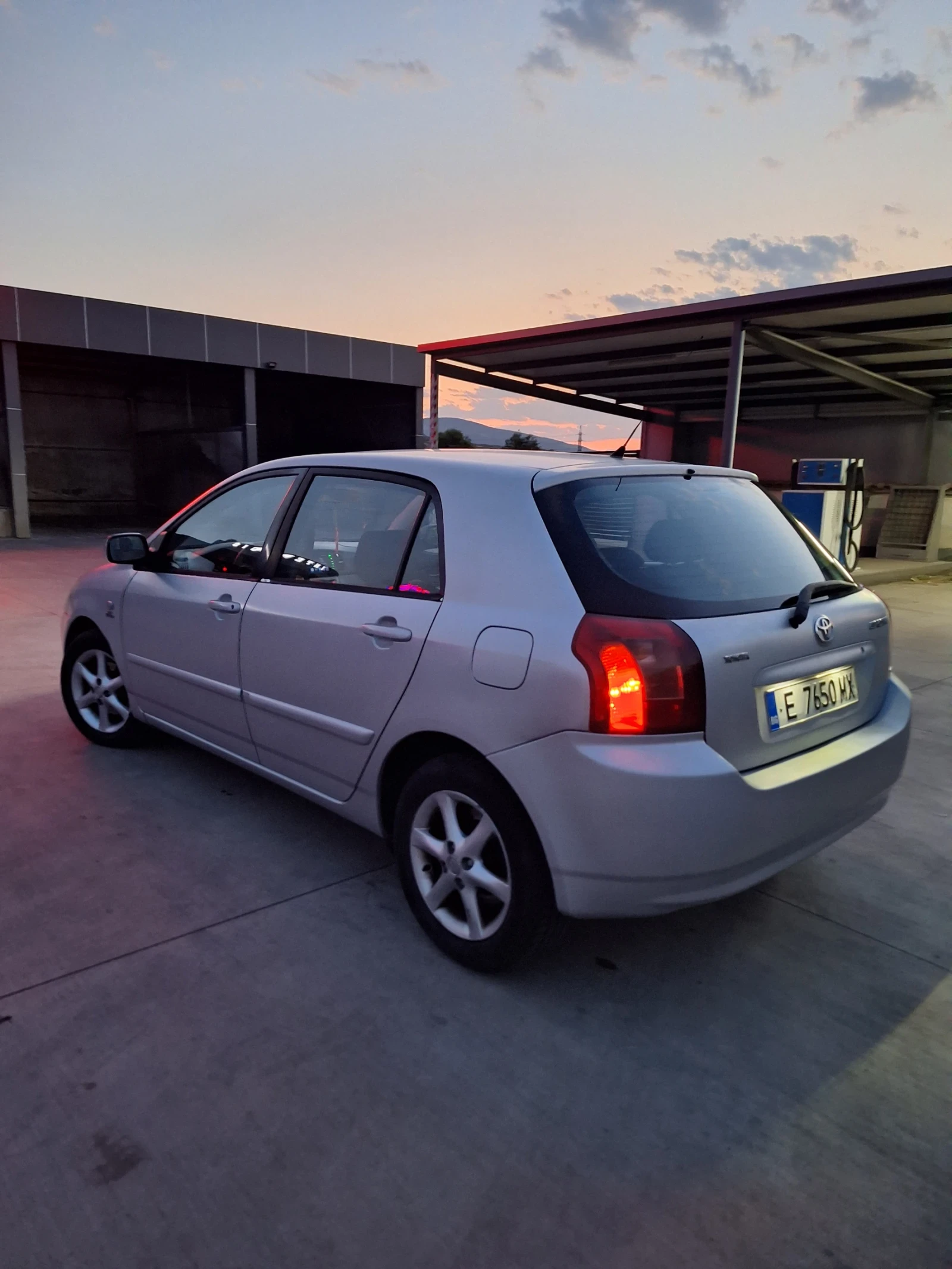 Toyota Corolla 2.0 D-4D - изображение 2