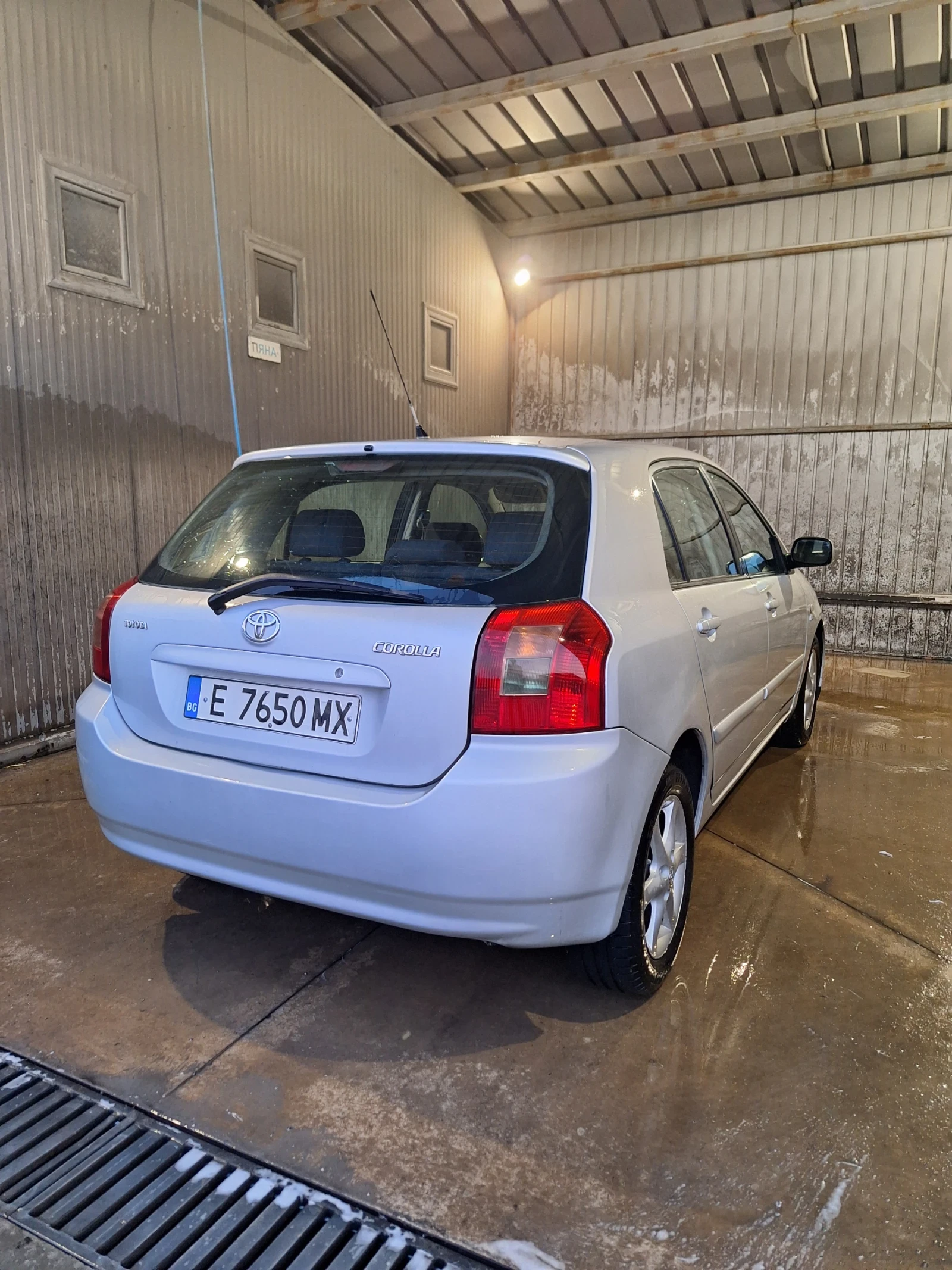 Toyota Corolla 2.0 D-4D - изображение 6