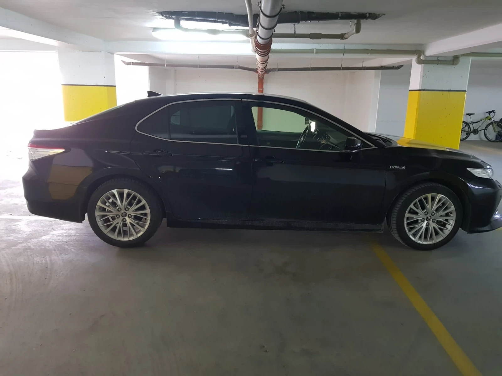 Toyota Camry Hybrid - изображение 5