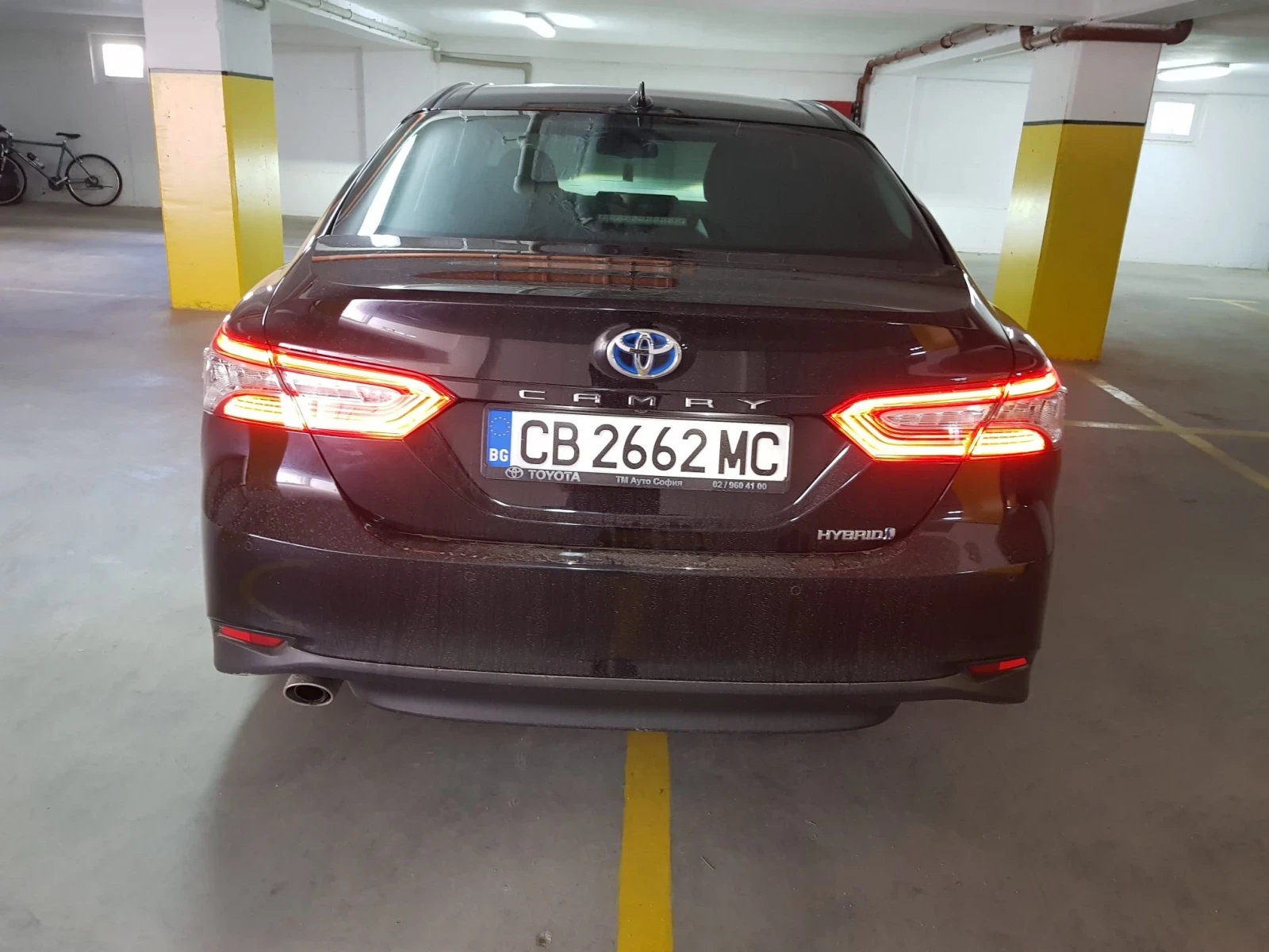 Toyota Camry Hybrid - изображение 4